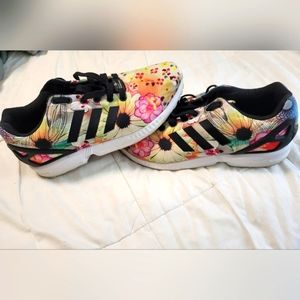 Adidas ZX FLUX FLORAL SIZE 8.5